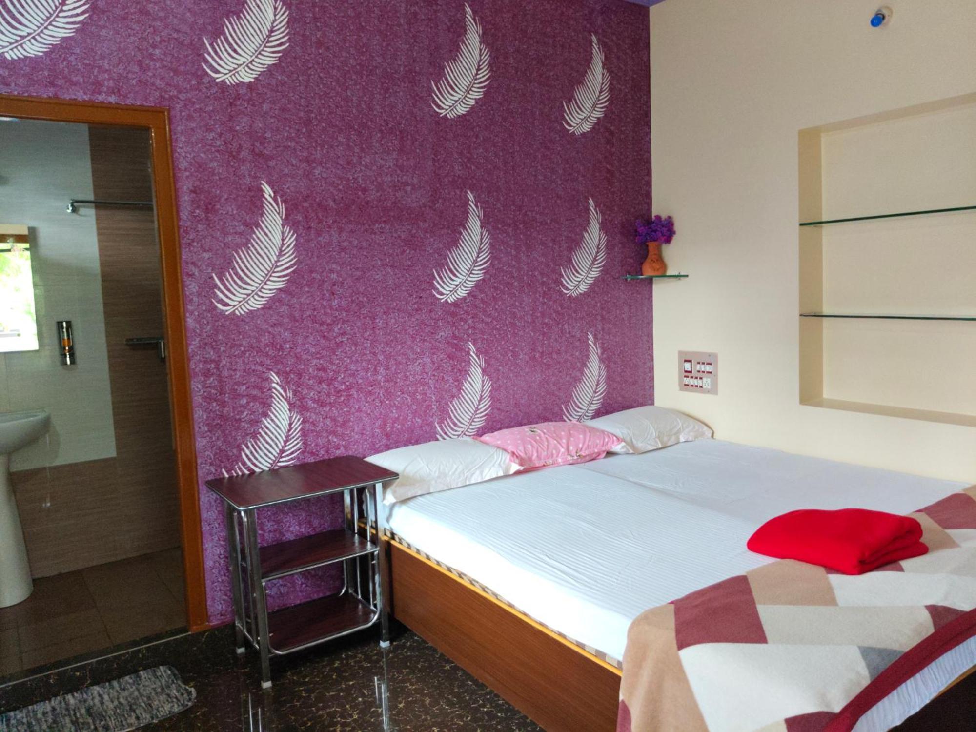 Vinayaka Homestay Hampi Exterior photo